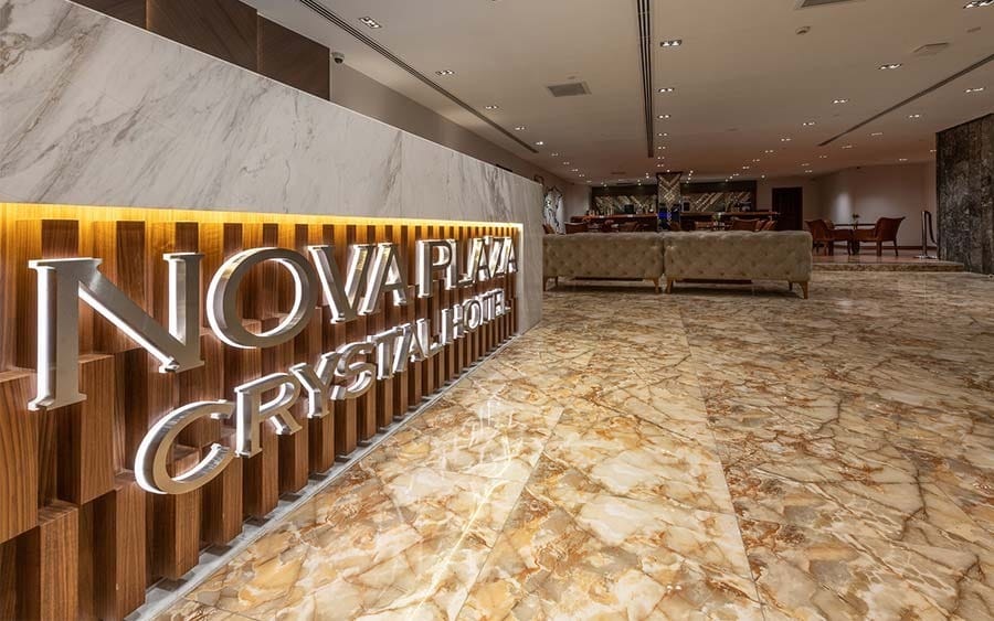 hotel nova plaza crystal