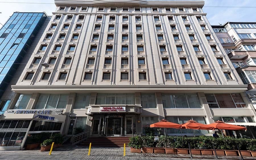 hotel nova plaza crystal