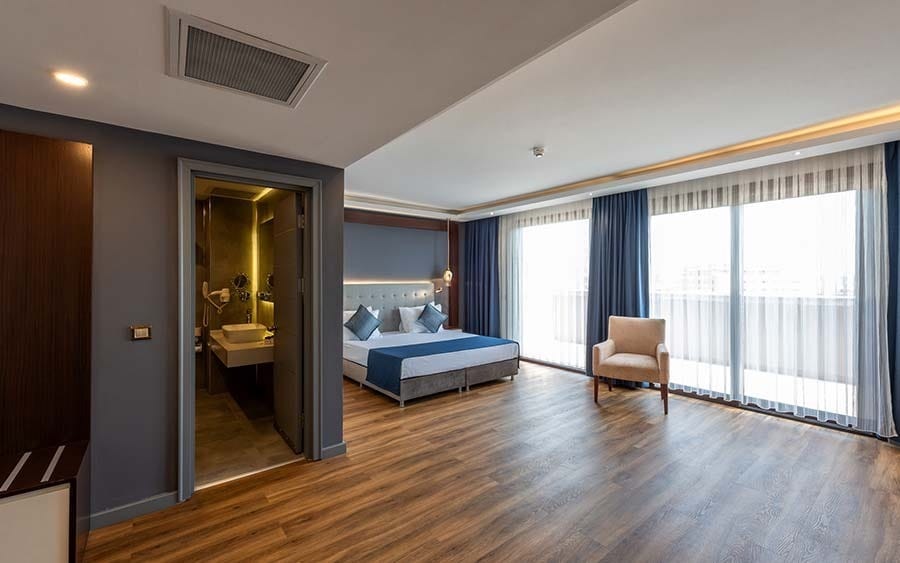 hotel nova plaza crystal