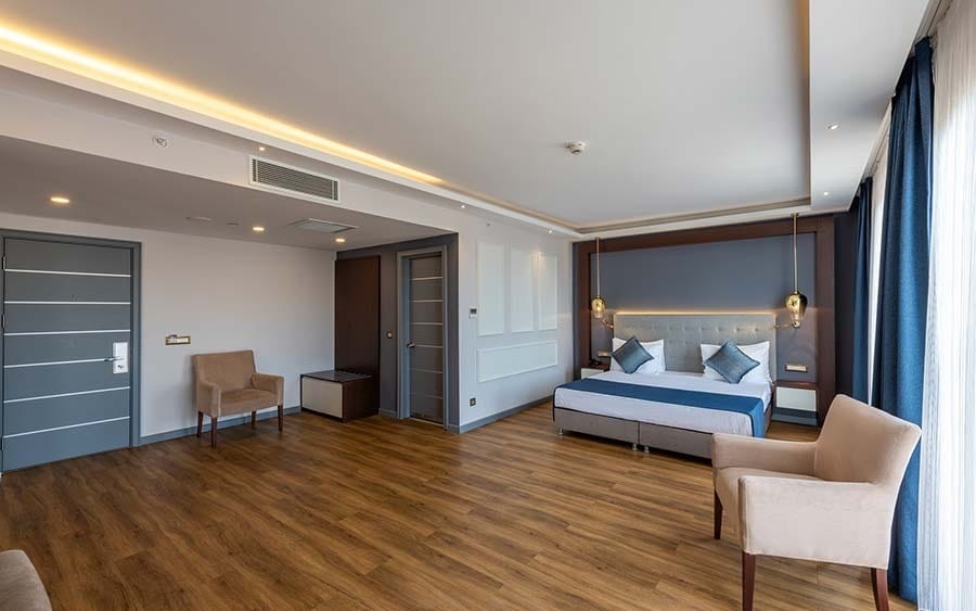 hotel nova plaza crystal