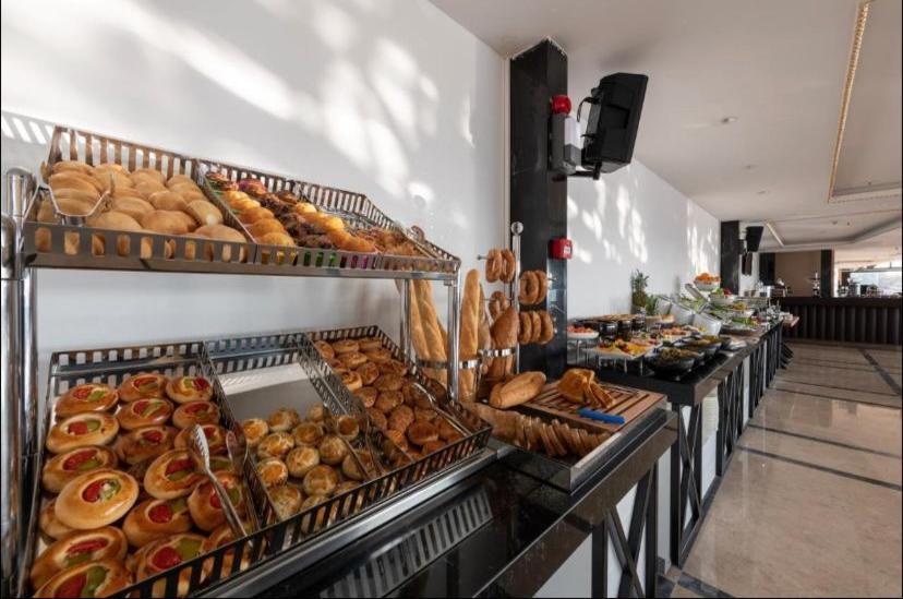hotel nova plaza pera